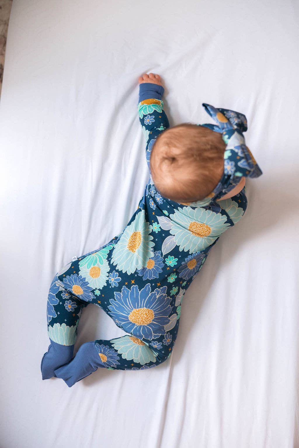 Bluepsie Daisy Baby Bamboo Zipper Romper Pajamas