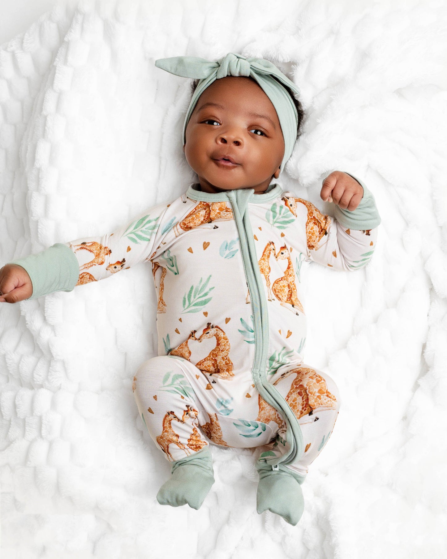 Mother's Love (Giraffe) Baby Bamboo Zipper Romper Pajamas