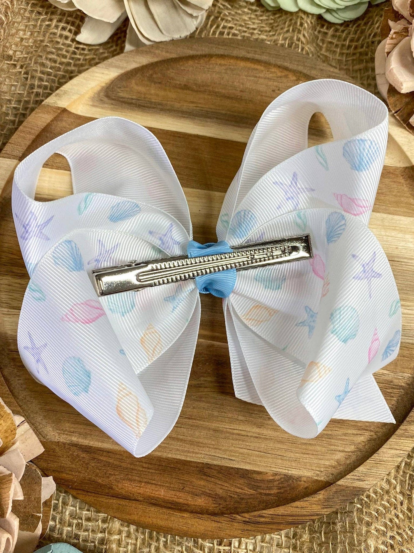 Seashell Alligator Clip Hair Bow