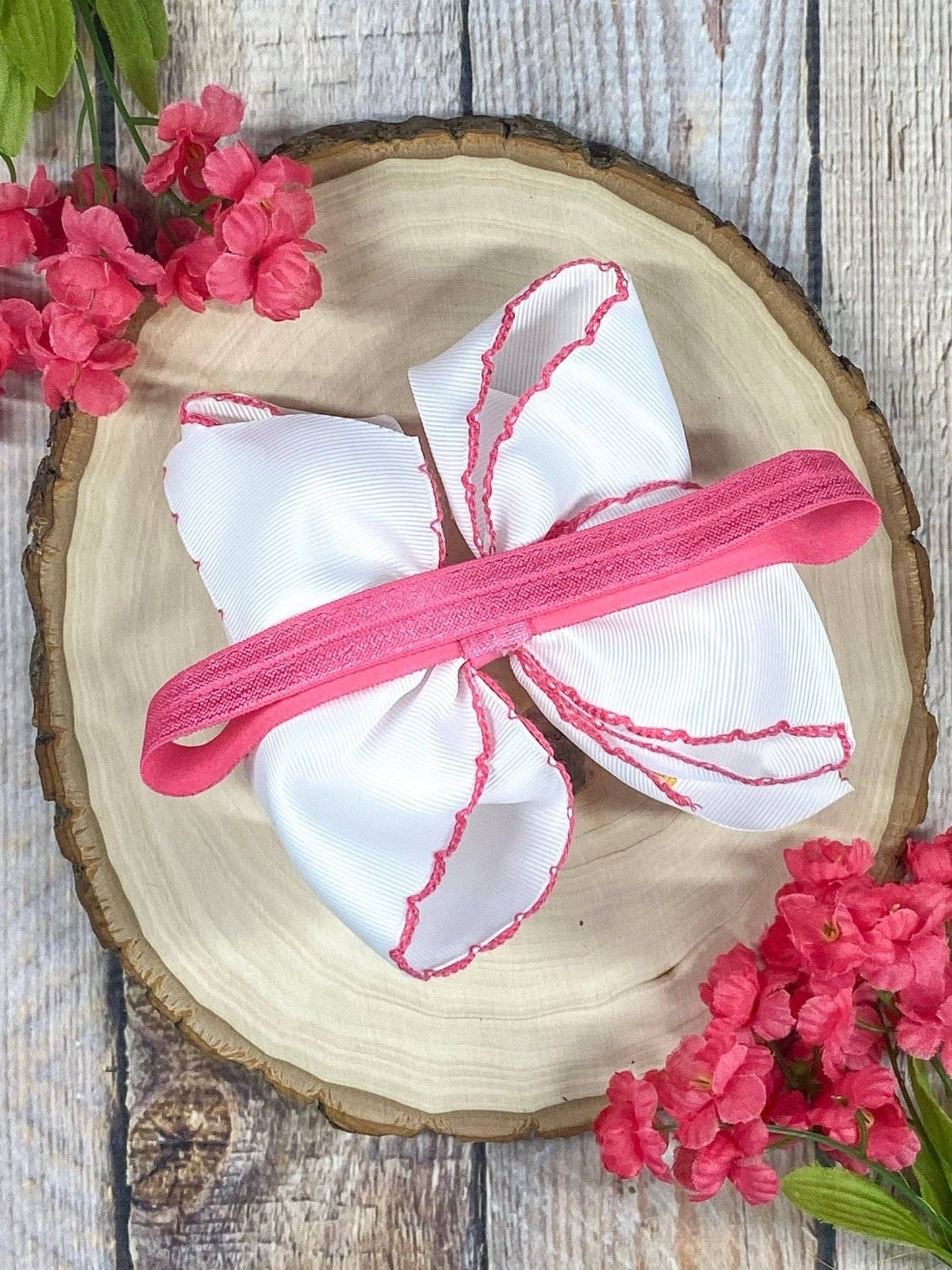 Flamingo Embroidered Moonstitch Hair Bow