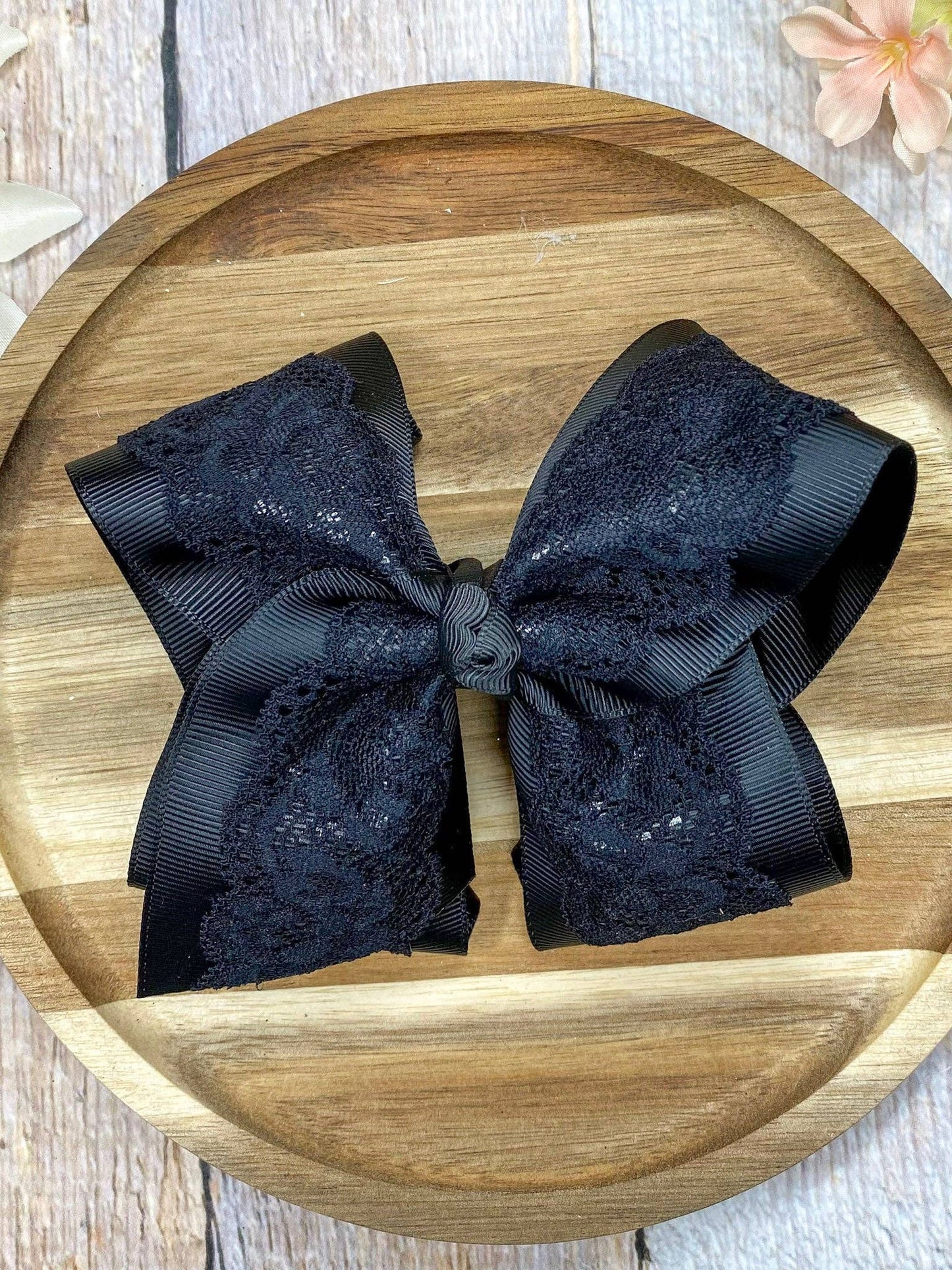 4.5" Chantilly Lace Classic Hair Bow