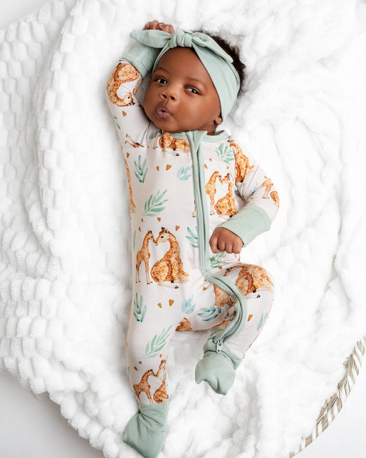 Mother's Love (Giraffe) Baby Bamboo Zipper Romper Pajamas