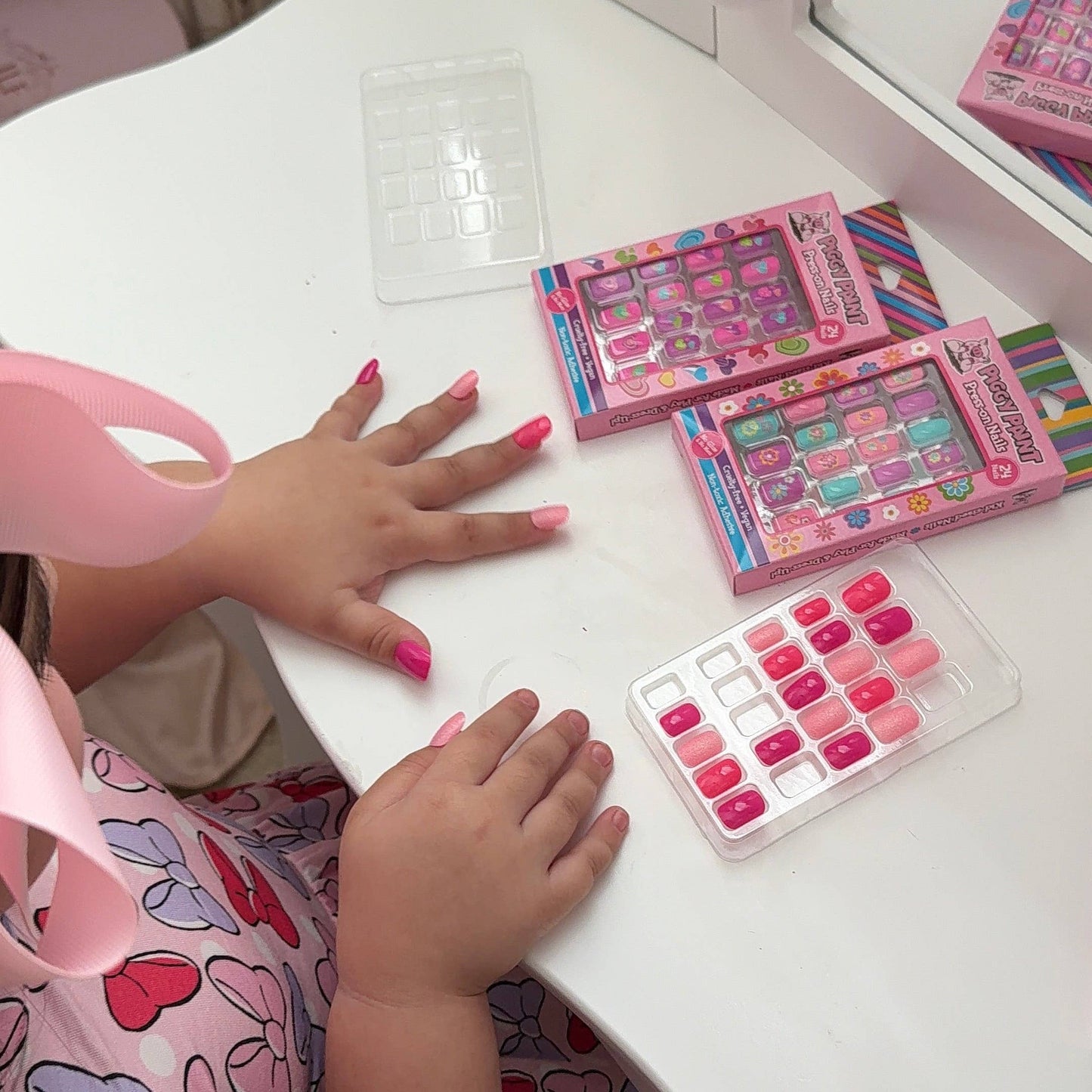 Piggy Paint - Pretty in Pink Press-on Nails