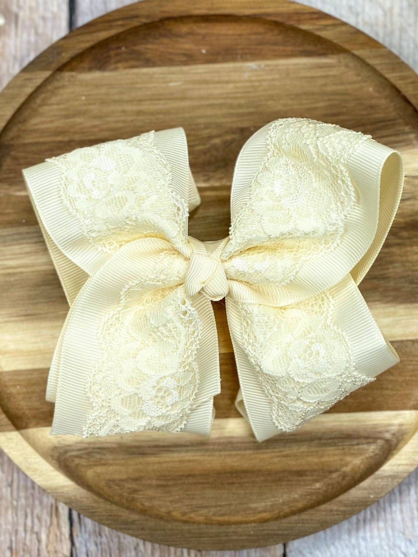 4.5" Chantilly Lace Classic Hair Bow