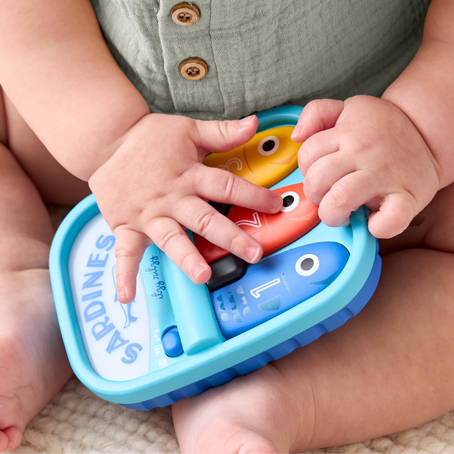 Italy Ritzy | Bitzy Tunes™ Sardines - Light-up Interactive Piano Toy