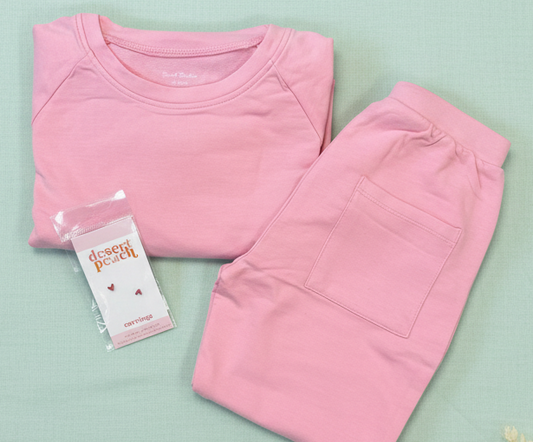 Pretty in Pink - Girl’s Cozy Gift Set