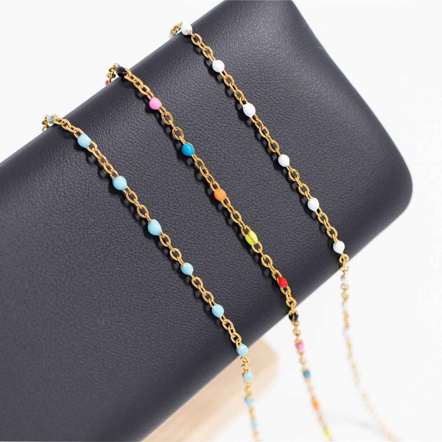 White Confetti Chain Necklace