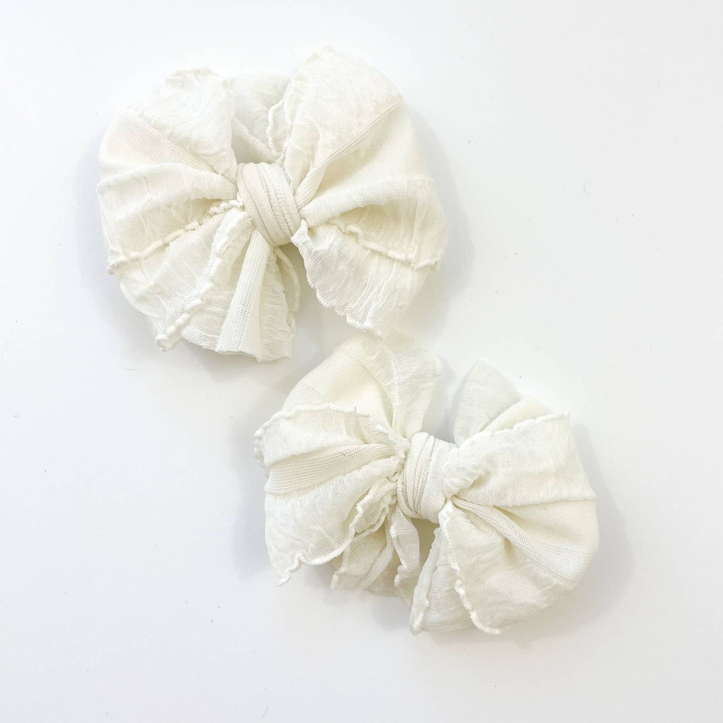 Rockin Royalty - Ruffle Clip Set- Ivory