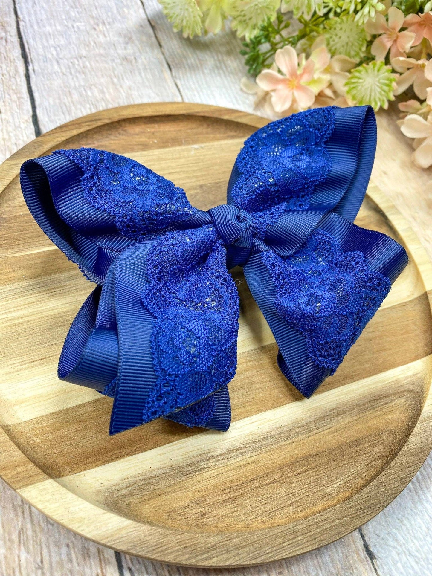 4.5" Chantilly Lace Classic Hair Bow