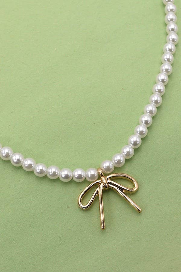 Pearl and Bow Necklace