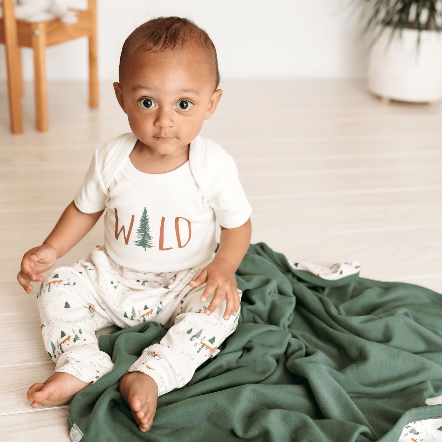 Baby graphic organic bodysuit | wild