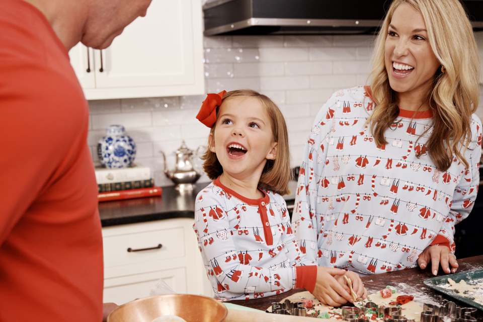 TBBC | Sutton's Sweet Dream Set - Santa's Laundry Line with Richmond Red